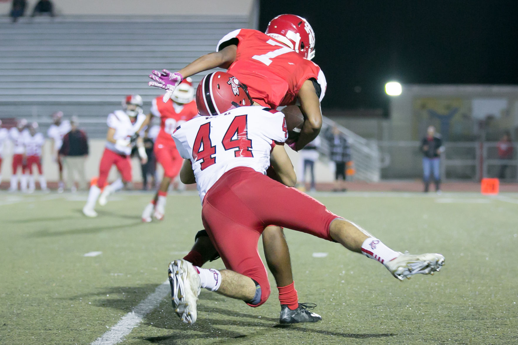 111017 Santa Maria Carpinteria Football 033.jpg